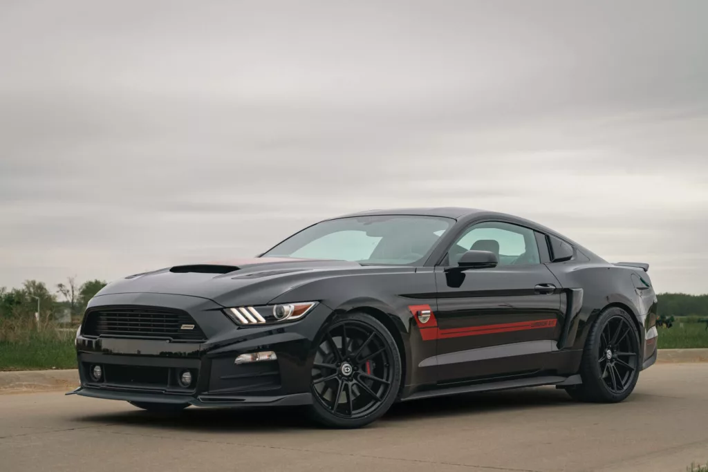 Ford Mustang fitted with HRE FF04 FlowForm wheels